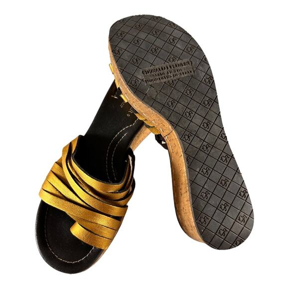 Donald J Pliner Gold Metallic Strappy Sandals Platform Size 7.5 LIKE NEW - Picture 9 of 10